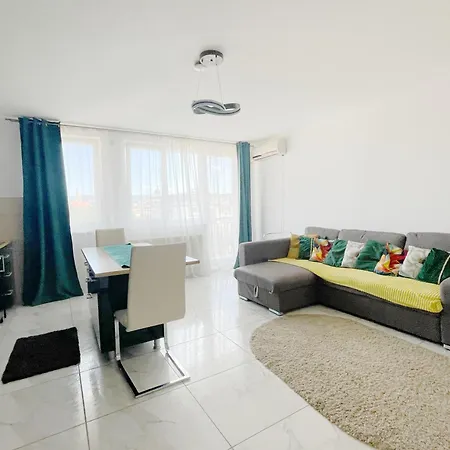 Yamalux - Ploiesti 33 Apartament *