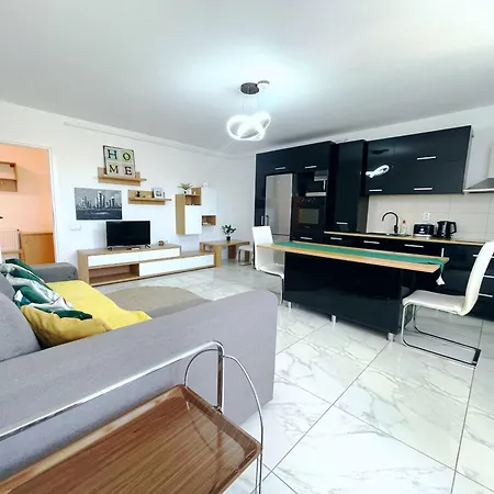 Apartament Yamalux - Ploiesti 33 *
